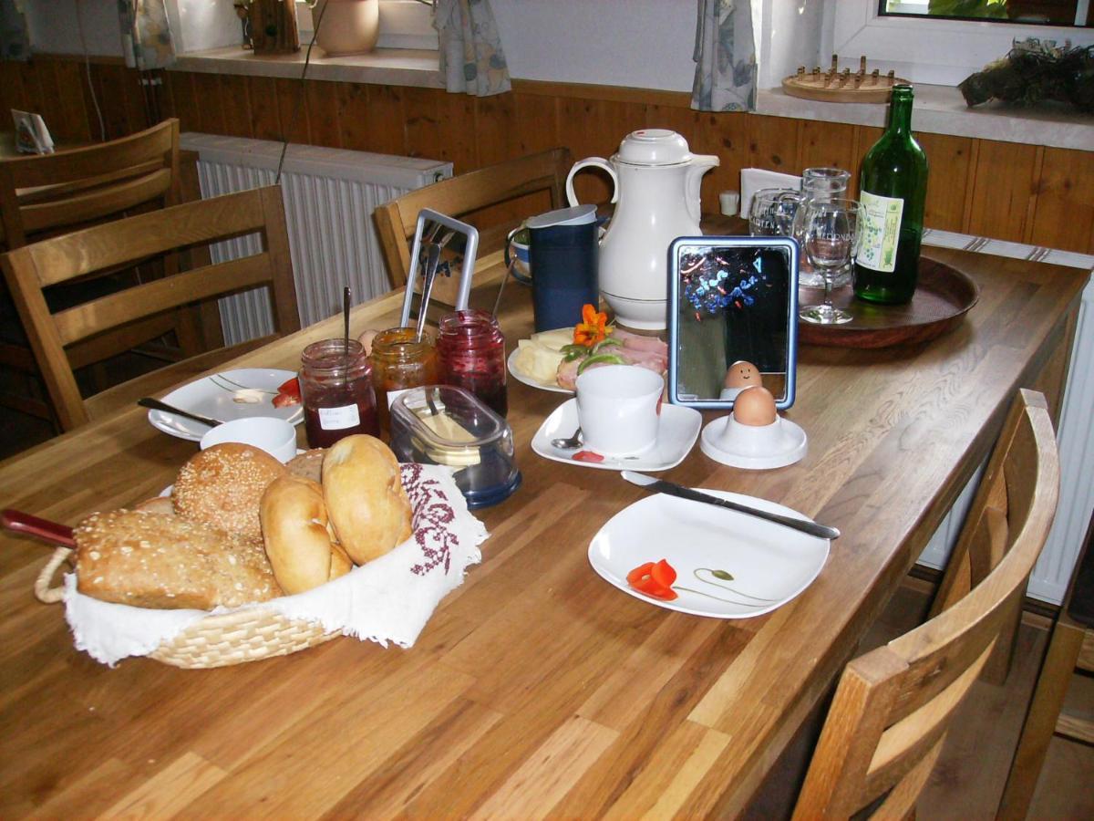 Weingut Zur Schlafmuetze Hotell Herrnbaumgarten Exteriör bild